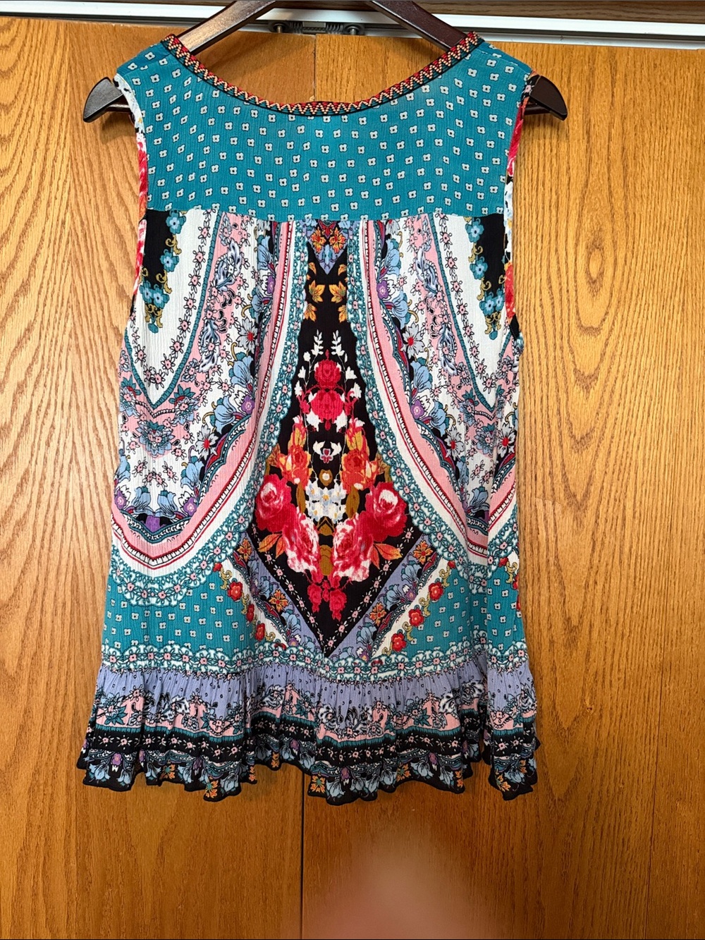 Sleeveless Floral Boho Tunic in Teal & Black - Picture 2 of 4